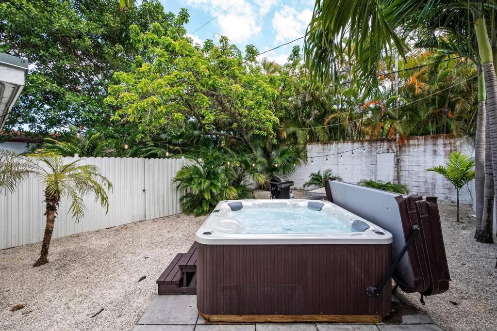 Spacious West Brickell Getaway, 4bedroom2bath Miami